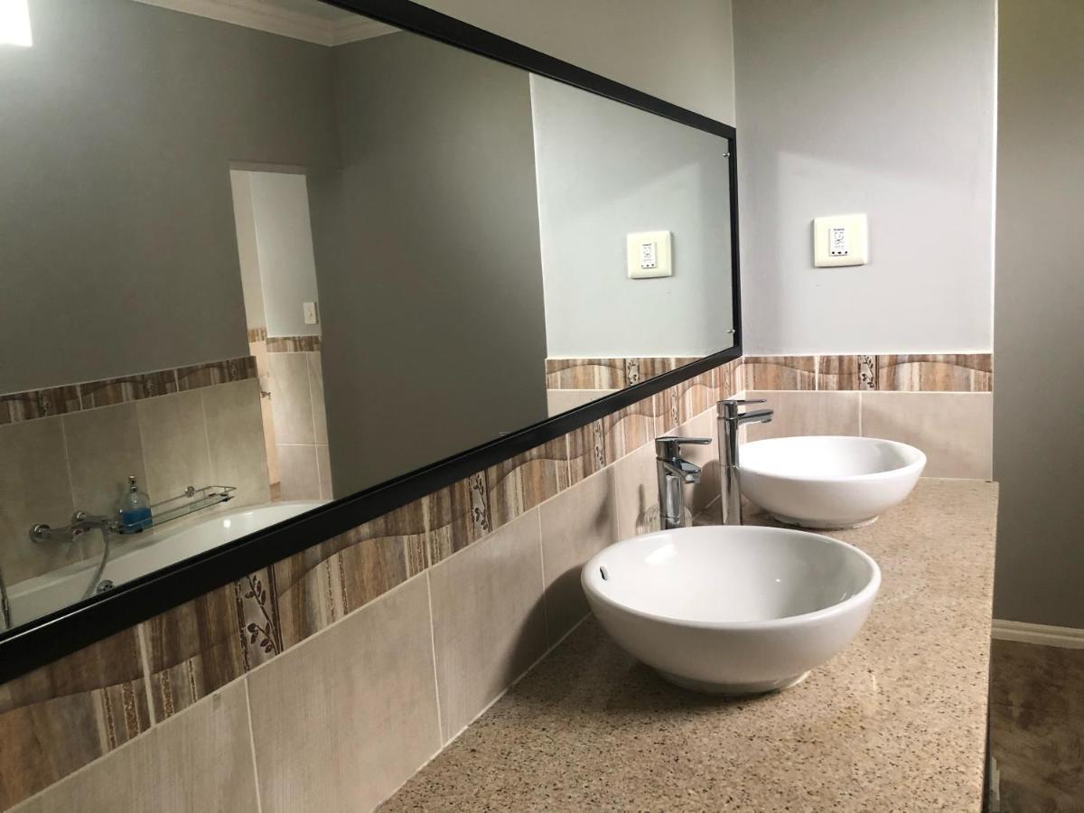 Fever Tree Suites Johannesburg Eksteriør billede